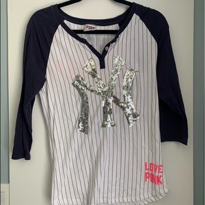 yankees shirt
